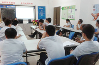 September 26, 2014 Mingbang chemical lacquer furniture division held a training session September 26, 2014 Mingbang chemical lacquer furniture division held a training session